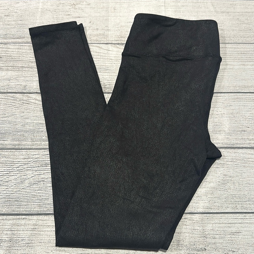 🧘‍♀️ALO Yoga Airbrush leggings black with pattern size S 🧘‍♀️
